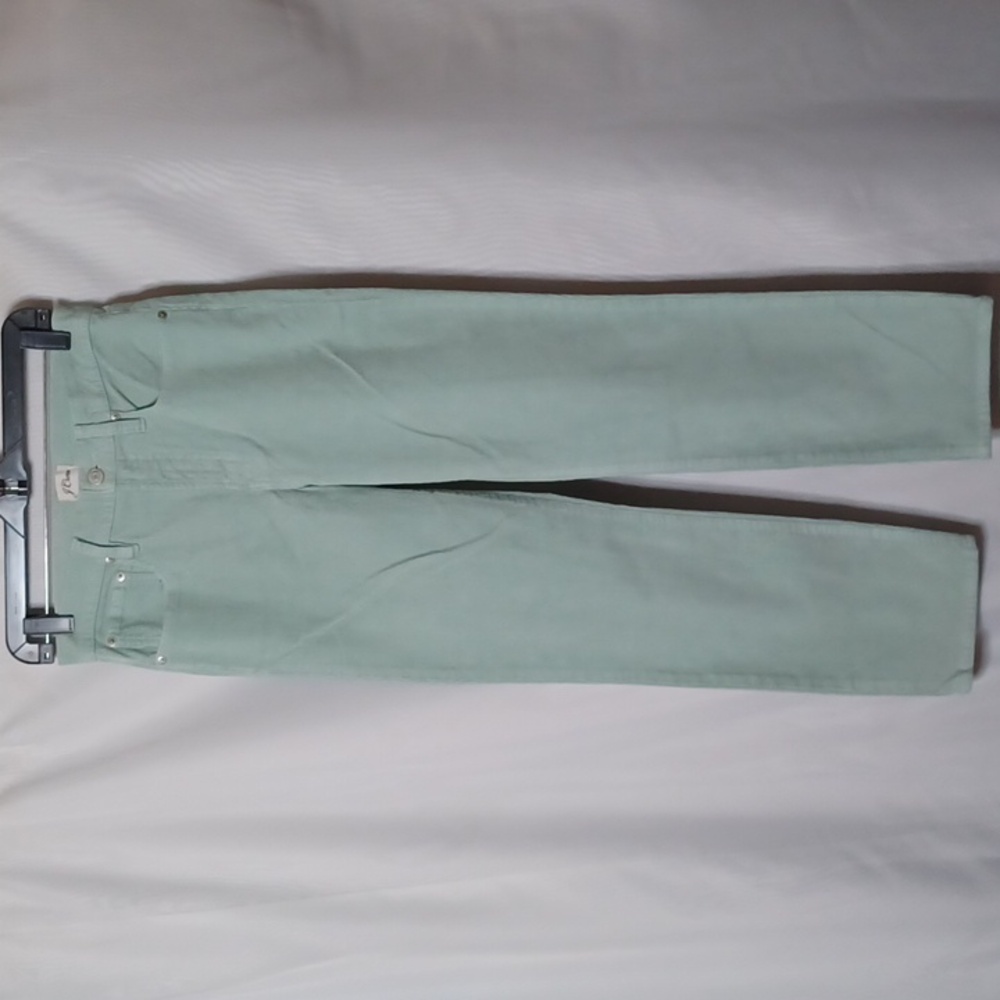 J.CREW Vintage Slim Straight Mint Green Corduroy Pants For Women. Size 27